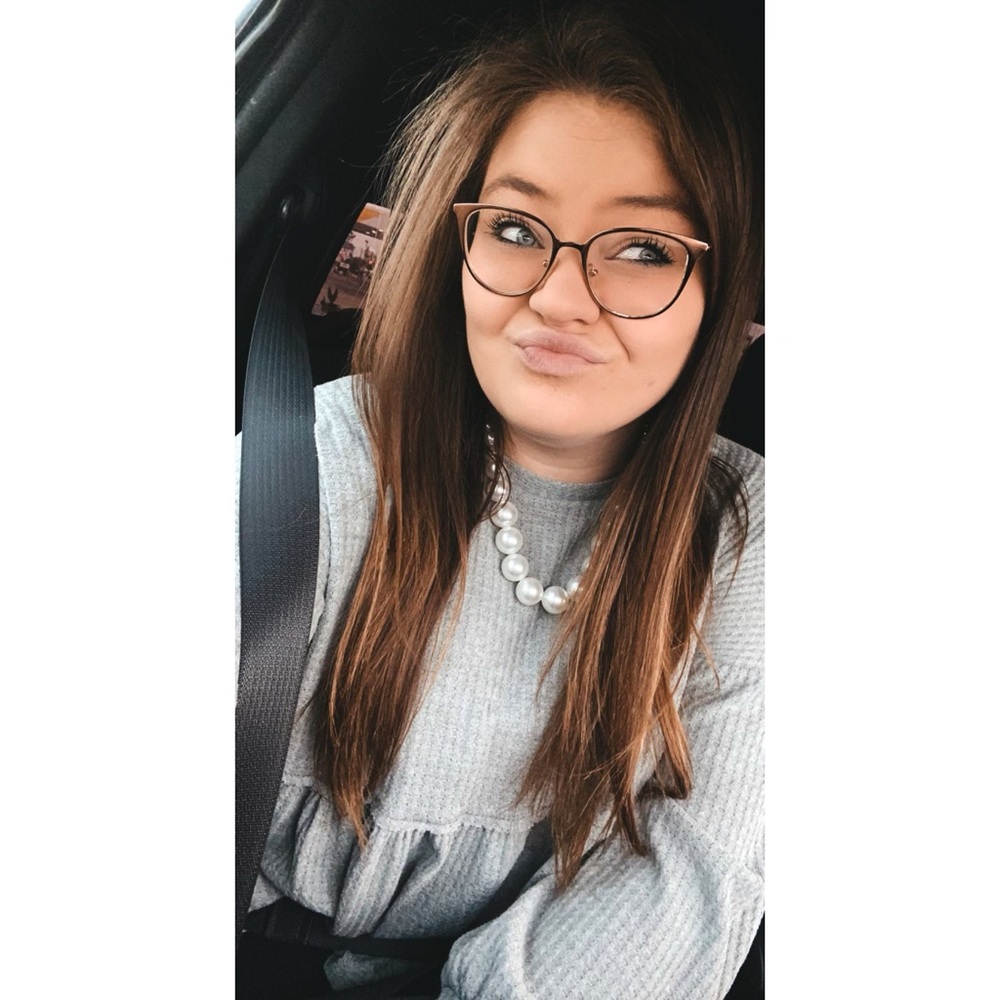 Meet your Posher, Rebecka